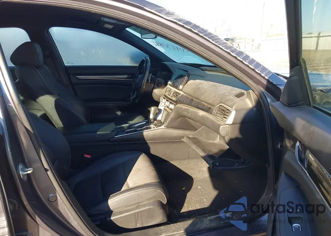 1HGCV1F3XLA072488: 44230892