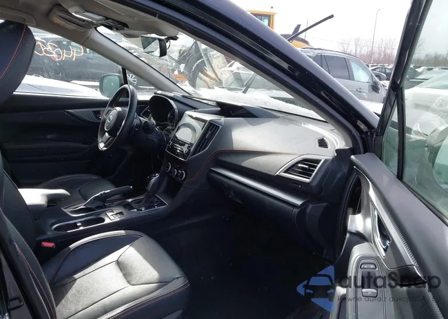 JF2GTHMC4N8227579: 44230894