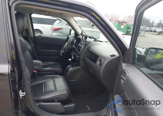 1C4NJPFA3GD583565: 44230901