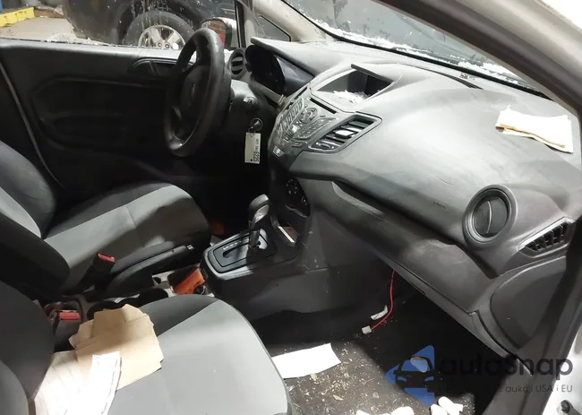 3FADP4AJ0FM207642: 44230906