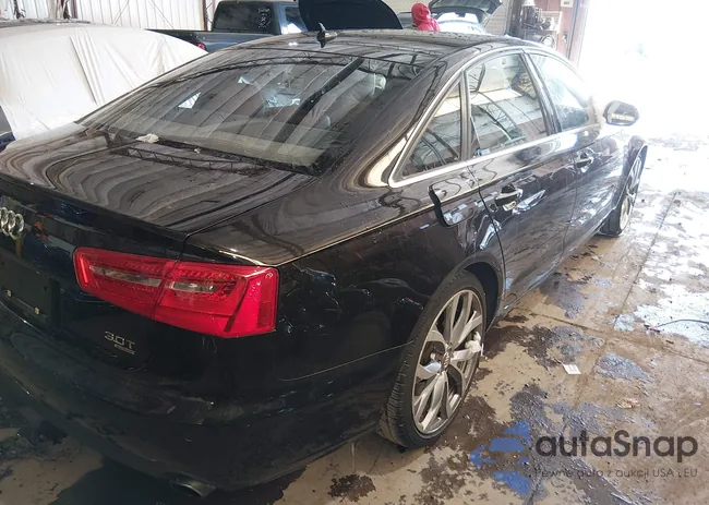 WAUFGAFC8EN076070: 44229954