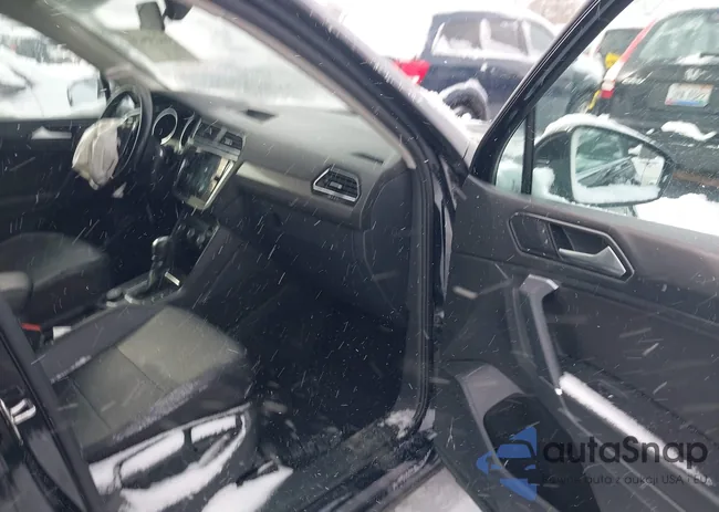 3VV2B7AX4JM193728: 44230031