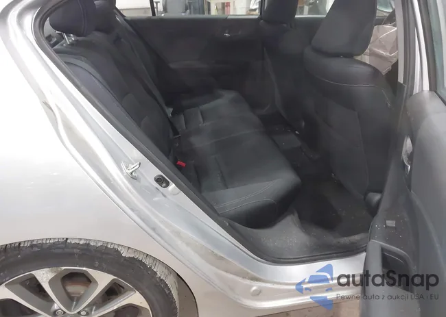 1HGCR2F52FA198439: 44230056