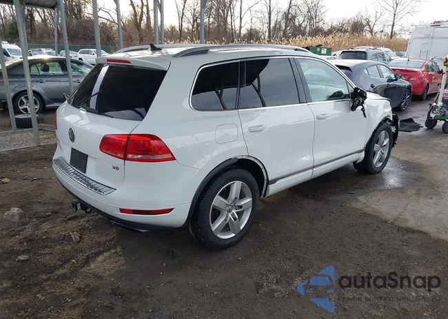 WVGEF9BPXCD009946: 44230095