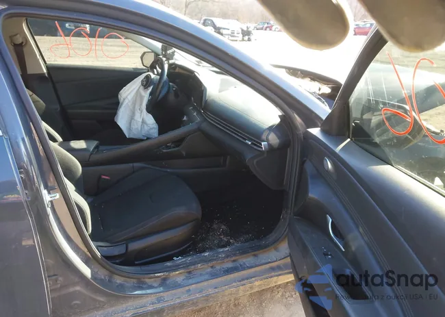 KMHLS4DGXSU876412: 44230106