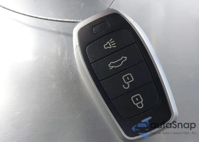 1N4AL3AP2EC170946: 44230133