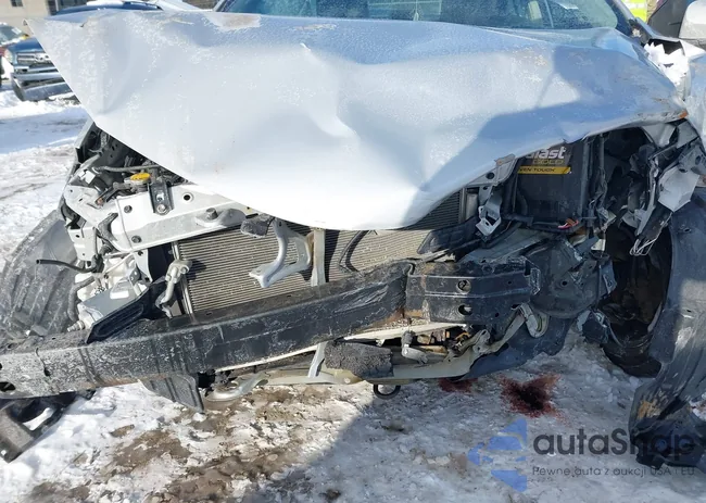 2T1BURHE3GC740546: 44230140