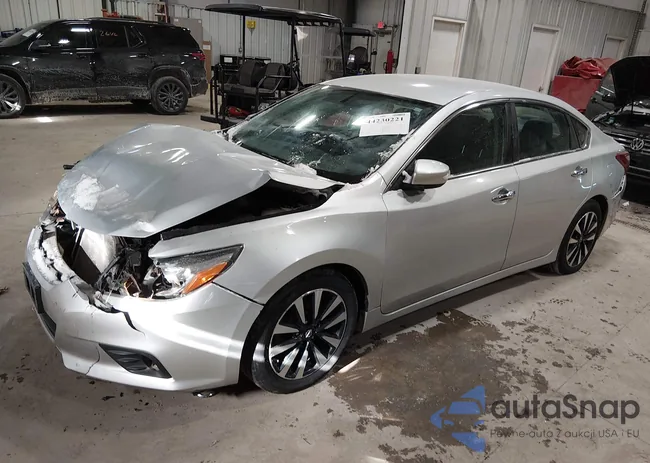 1N4AL3AP8JC198308: 44230221