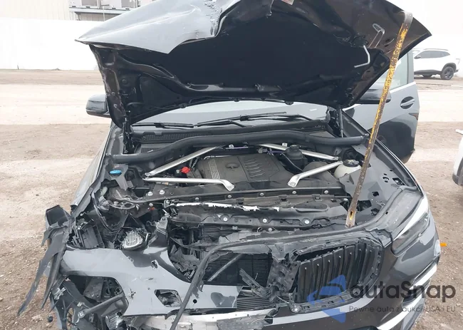 5UXCR6C05P9P49639: 44230237