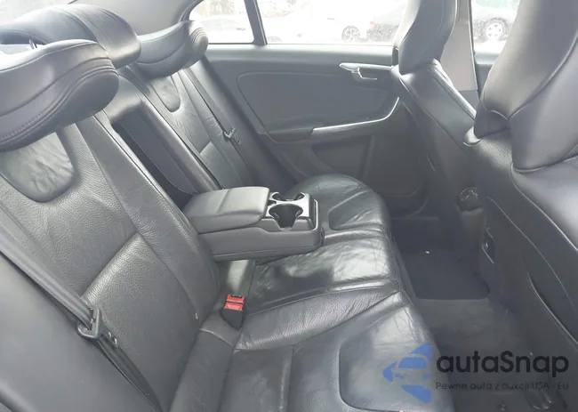 YV1622FS3C2144671: 44230243