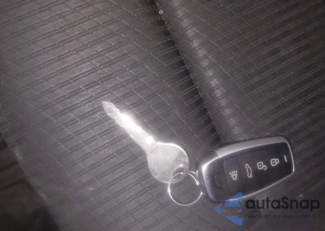 JM3KE2CY1E0355460: 44230258