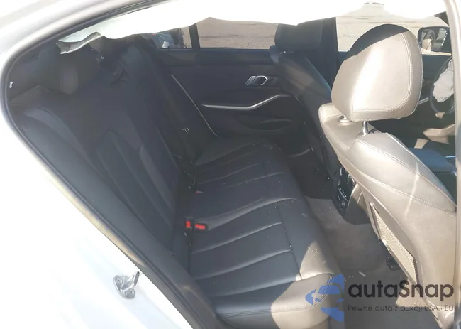 WBA5U9C03LFH59544: 44230323