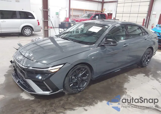 KMHLR4DF8RU725212: 44231355