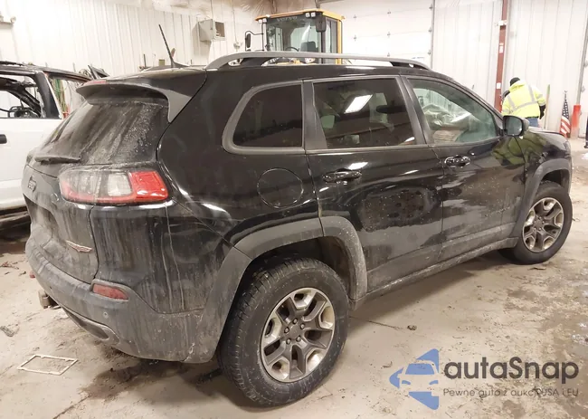 1C4PJMBX4KD356556: 44231372