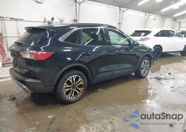 1FMCU9H68LUC68172: 44231440