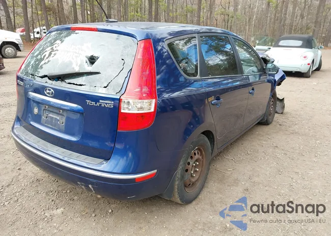 KMHDB8AE3BU102677: 44231465