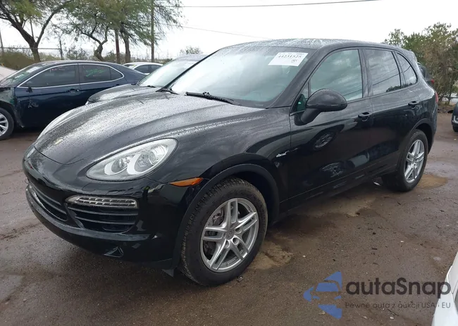 WP1AF2A2XDLA34688: 44231525