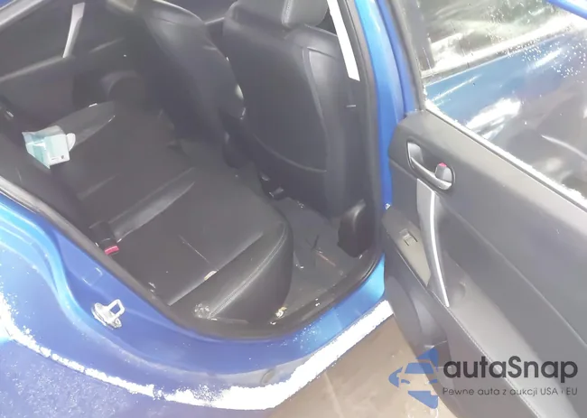 JM1BL1W86C1543922: 44231553