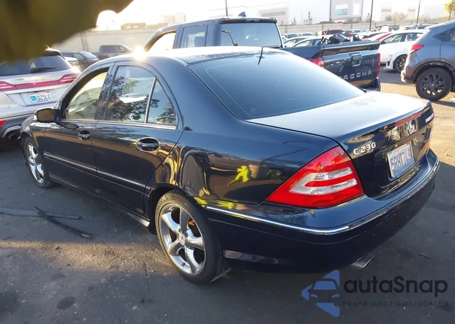 WDBRF40JX5F652987: 44231666