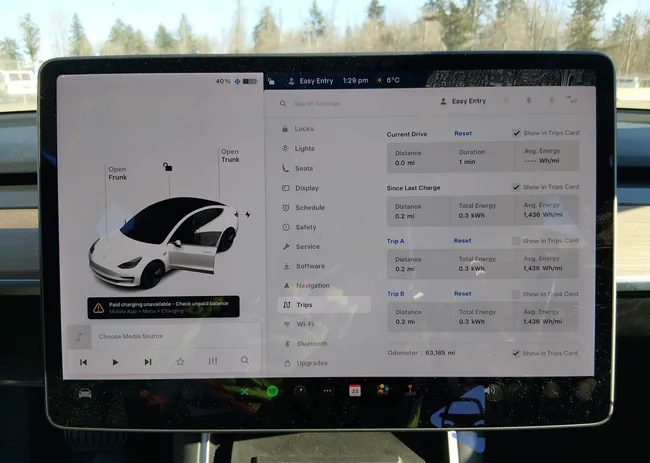 5YJ3E1EB3KF510801: 44231687