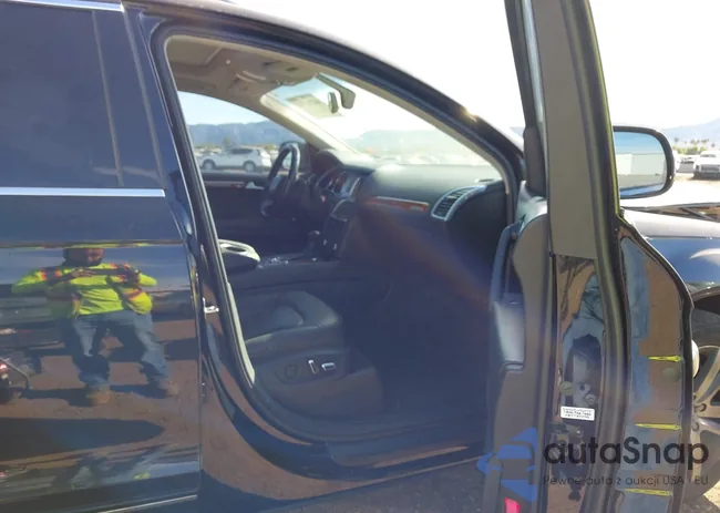 WA1LMBFE0ED013972: 44231749