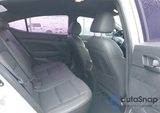 KMHD04LB5HU366283: 44231754