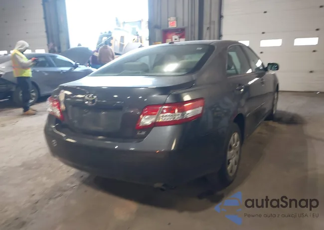 4T4BF3EK6AR058841: 44231828