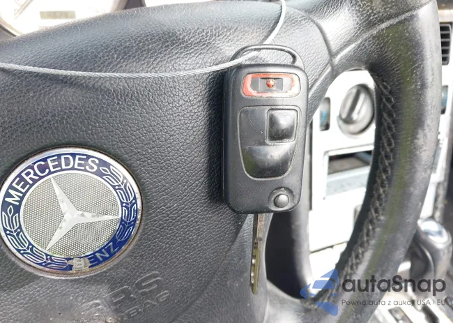 WDBKK49F64F299674: 44231835