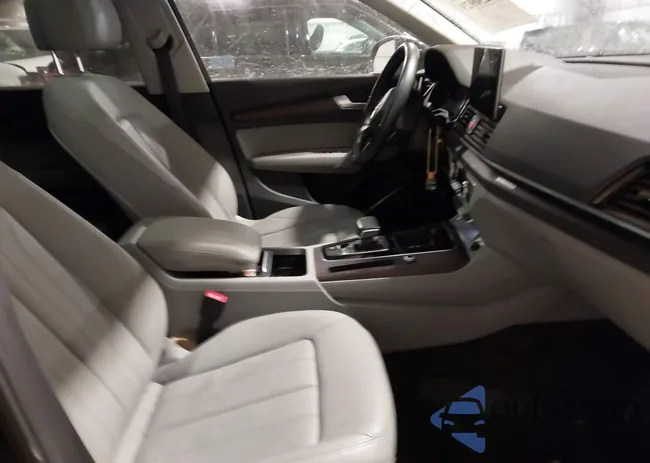 WA1AAAFY6M2083118: 44230929