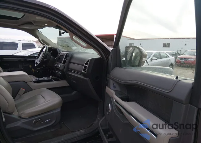 1FMJK2ATXMEA18383: 44231068