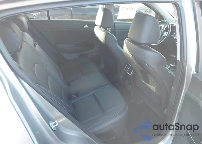 KNDPN3AC1N7012280: 44231124