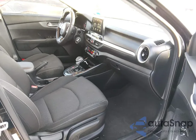 3KPF24AD9KE104347: 44231154