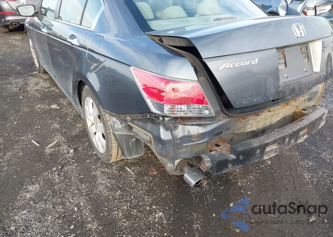 1HGCP3F84AA004038: 44231163