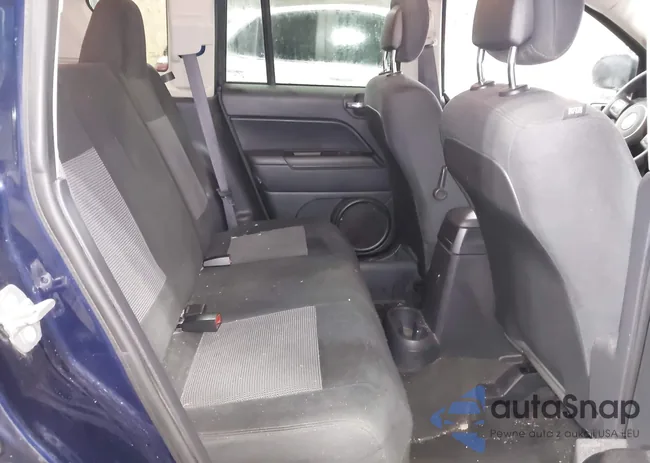 1C4NJDBB7GD626611: 44231230