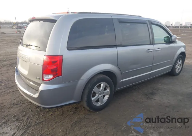 2C4RDGCG4DR637093: 44232385