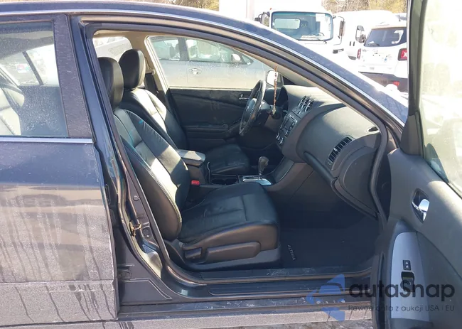 1N4AL2AP8AN521027: 44232435