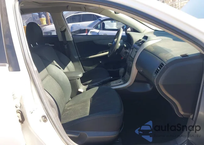 2T1BU4EE6CC871083: 44232439