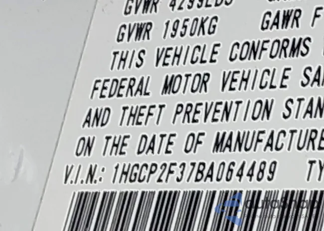 1HGCP2F37BA064489: 44232475