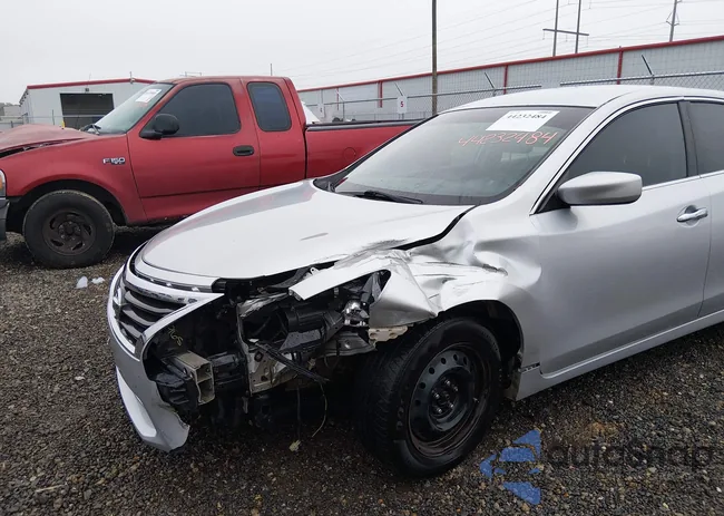 1N4AL3AP7EC293335: 44232484