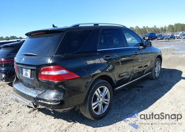 4JGDA5JB9DA244933: 44232487