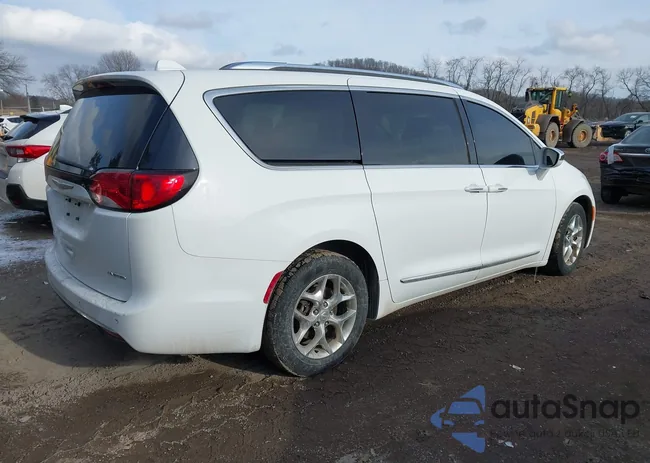 2C4RC1GG7HR704642: 44232557