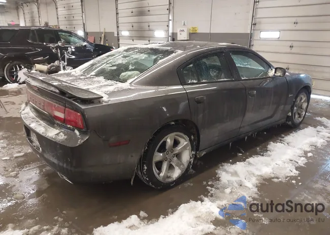 2C3CDXCT1DH715780: 44232611