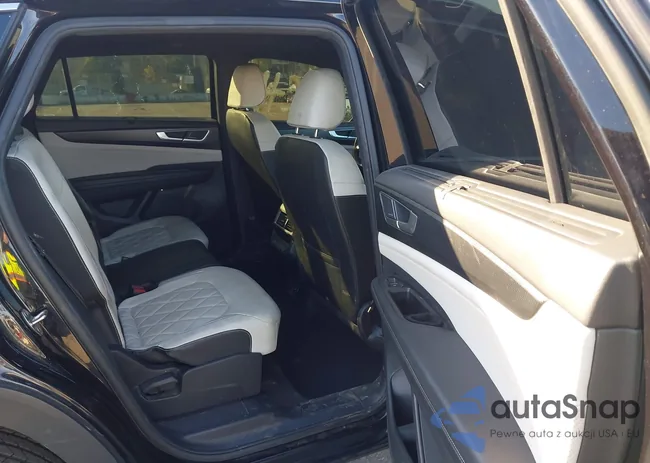 1V2FE2CA7RC208981: 44232624