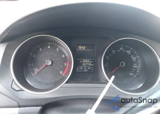 3VWD17AJ2FM352417: 44232701