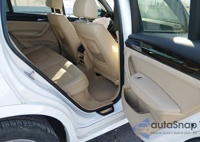 5UXWX7C52EL984813: 44232704