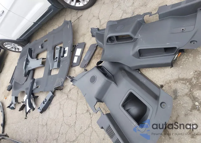 1FM5K7D86DGC39506: 44232741