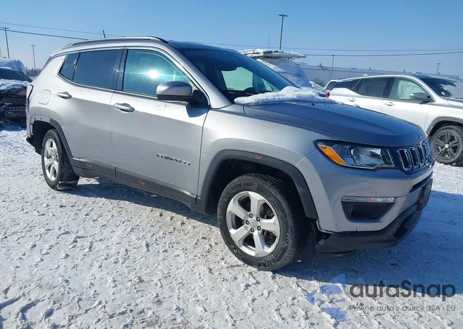 3C4NJDBB8KT595744: 44232762