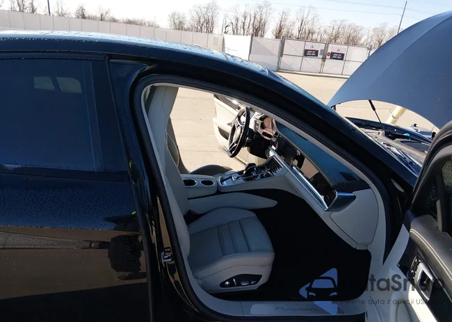 WP0AA2A79JL110392: 44232828