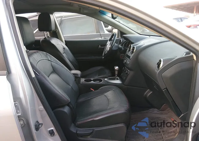 JN8AS5MV6AW607878: 44232843