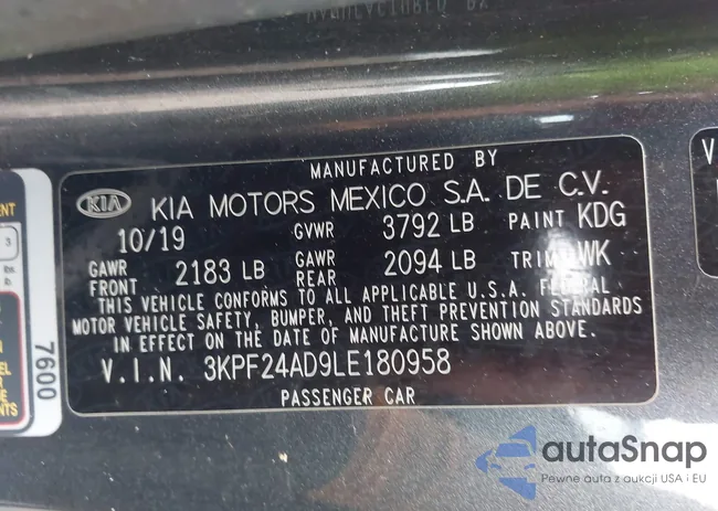 3KPF24AD9LE180958: 44232913